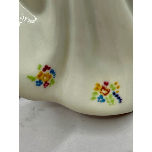 Royal Doulton “Kate”  HN 2789, 1977,  Windblown Floral Dress, stunning - Picture 15 of 15